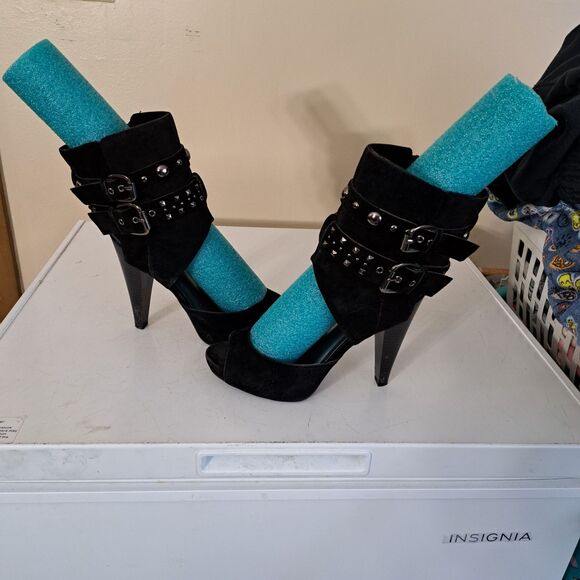 a.n.a Shoes - ANA Faux Suede Black Peep Toe Studs Ankle Zipper Stiletto heals 7.5M